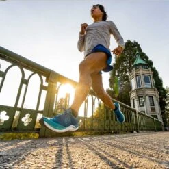 Topo Athletic Men's Cyclone 2 Running Shoe - Blue/Aqua - Regular (D) -Hoka Shop M061.Blue Aqua 10
