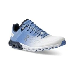 On Running Women's Cloudflow - Marina/White (35.99233) 12 On Running Women's Cloudflow - Marina/White (35.99233) -Hoka Shop cloudflow fw21 marina white w g6